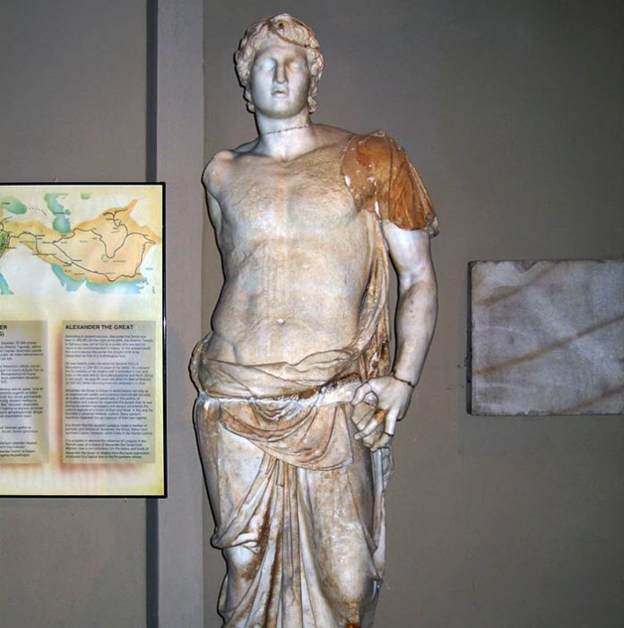 Statue of Alexander III in Istanbul Archaeology Museum.