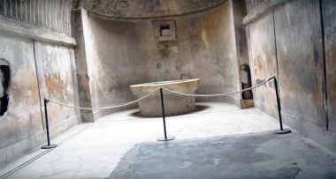 Caldarium (hot room) at Forum thermal baths of Pompeii. 