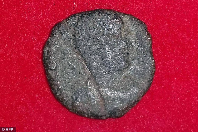 Roman coin from IV AD discovered in Okinawa Island