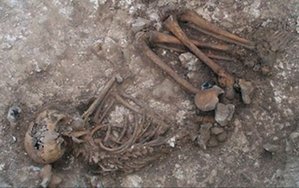 Example of burial in Paleolithic period