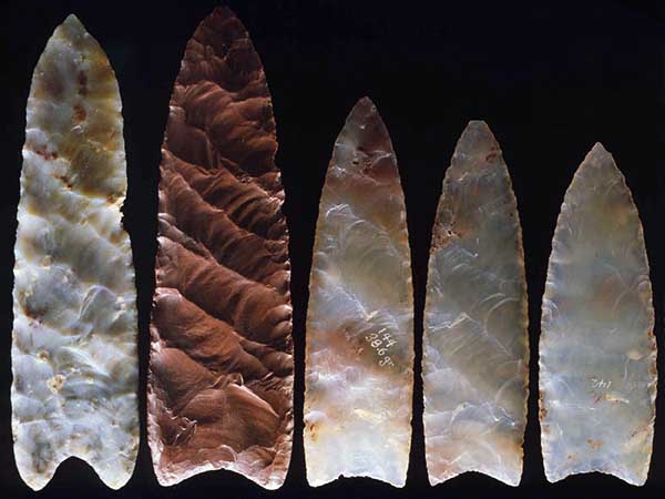 Stone weapons of prehistoric humans in America